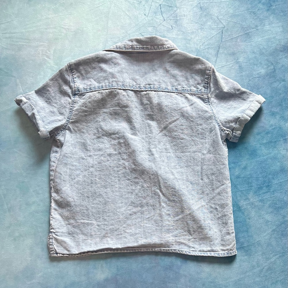 5T boys button up shirt